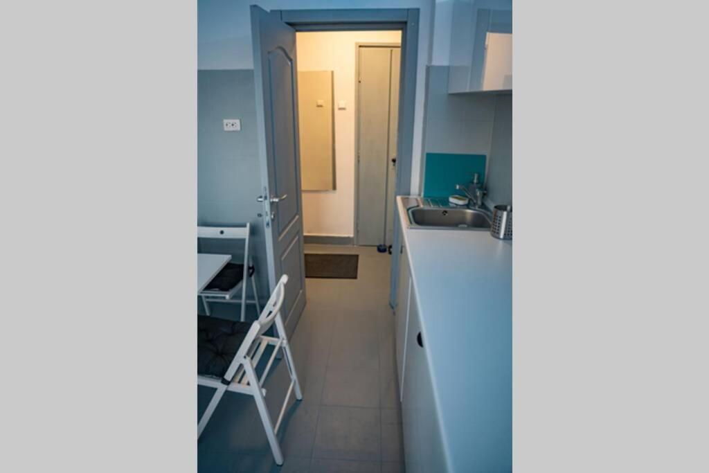 Modern 1 Bedroom Apartment In Bucharest Center! Kültér fotó